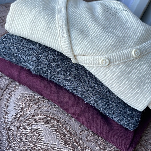 Lot of 3 EUC Medium Long Sleeves soft with stretch Express American Eagle H& M - Picture 7 of 7